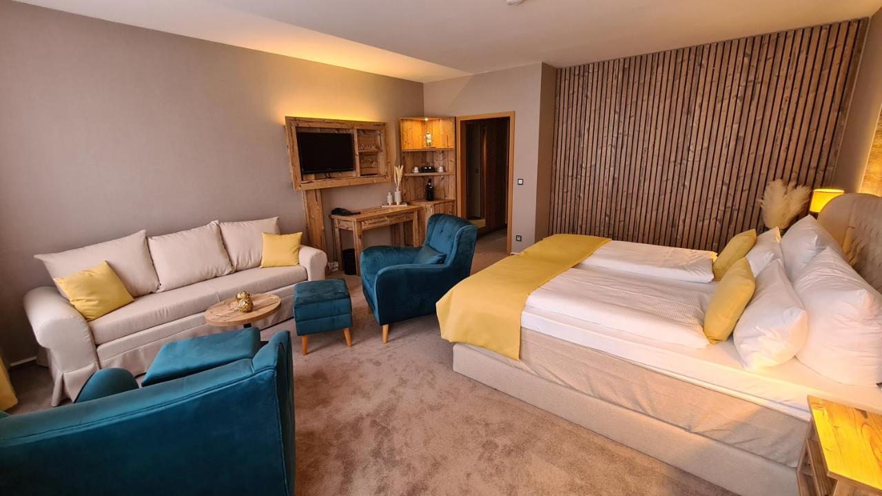 Zum Leineweber Hotel